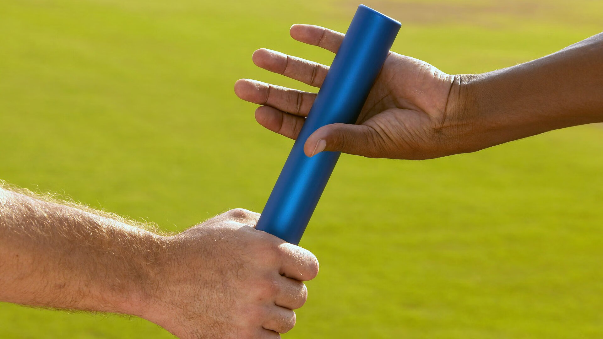 奥亚尔萨瓦尔，从圣西罗的阴影到世界杯的太阳