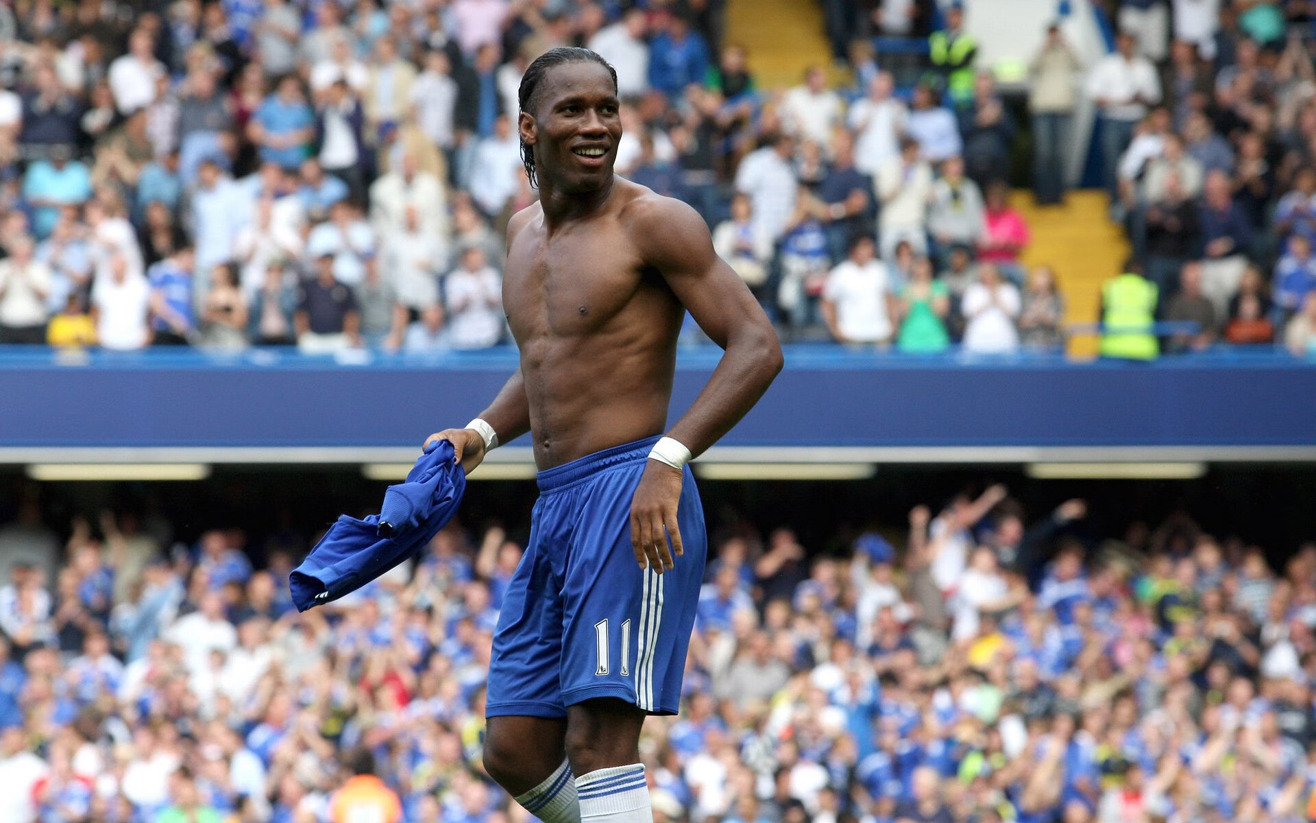 冰与火之歌，当拜仁铁链锁住冰岛，罗德里在东决熔炉中淬炼成王